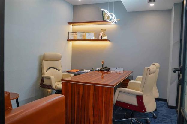 Office rental Gurgaon - executive cabin